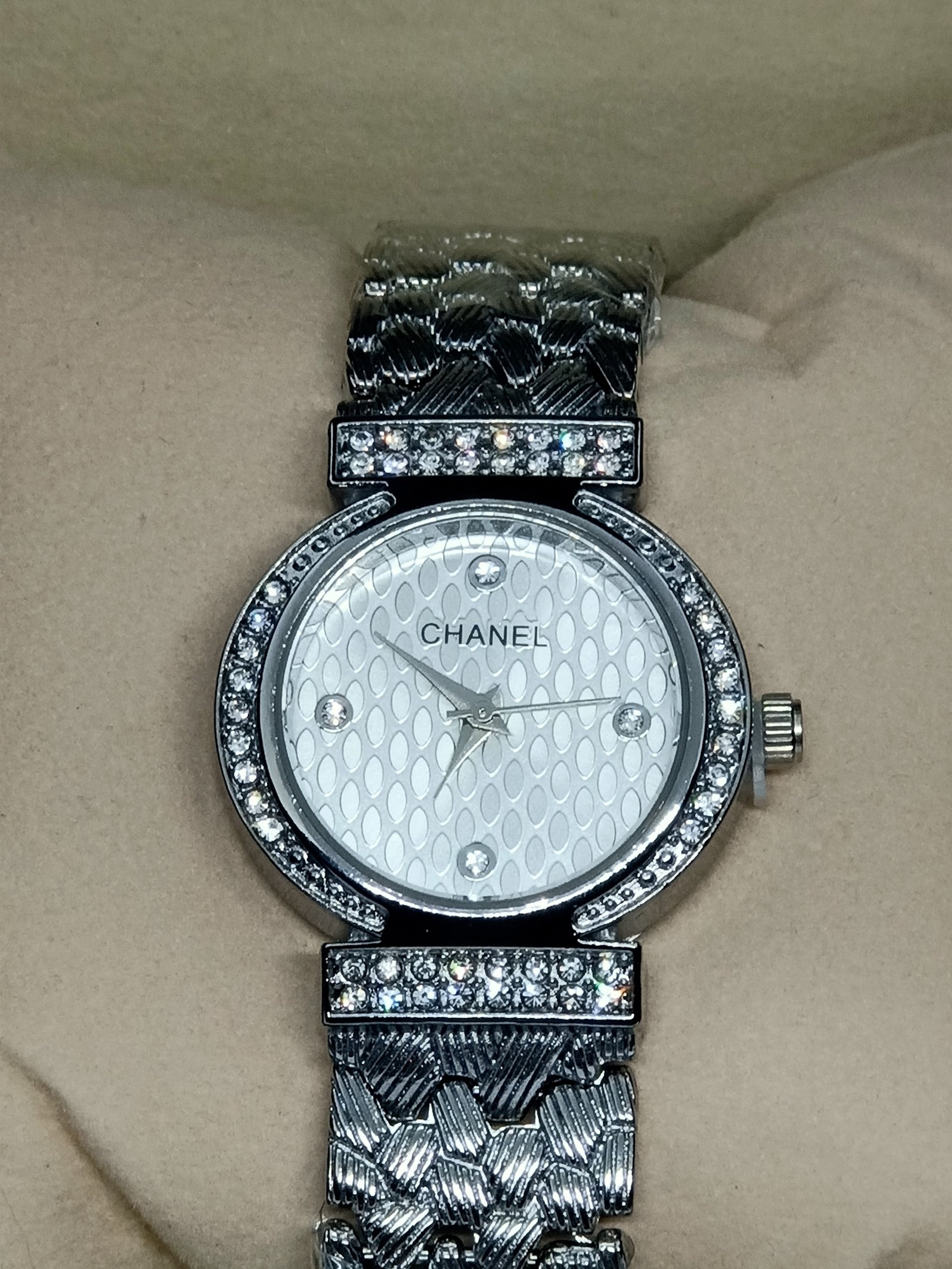 الصورة الرئيسية