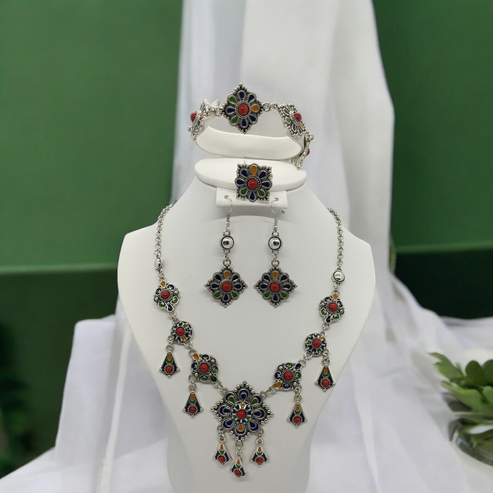 PARURE  KABYLE  Ref K 23