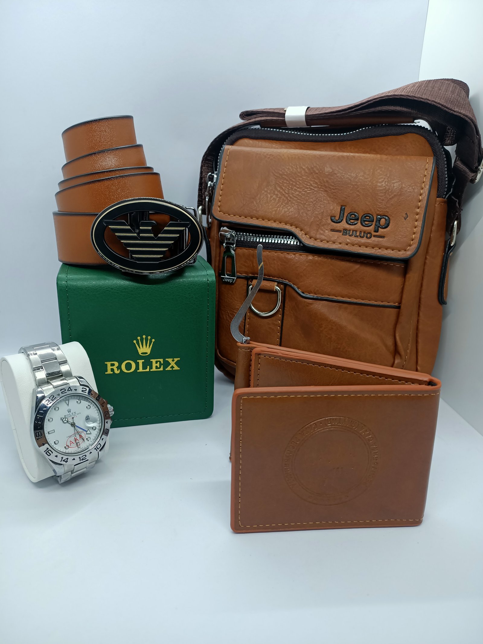 Pack 7:  Sacoche jeep +Montre rolex+ portefeuille +Ceinture + décoration cadeau 