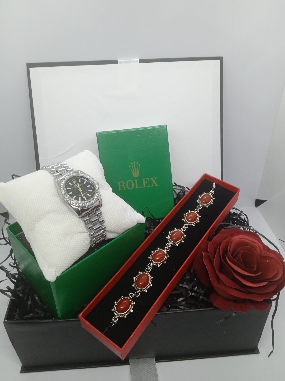 Pack 22 : Montre Rolex + Bracelet + décoration cadeau 